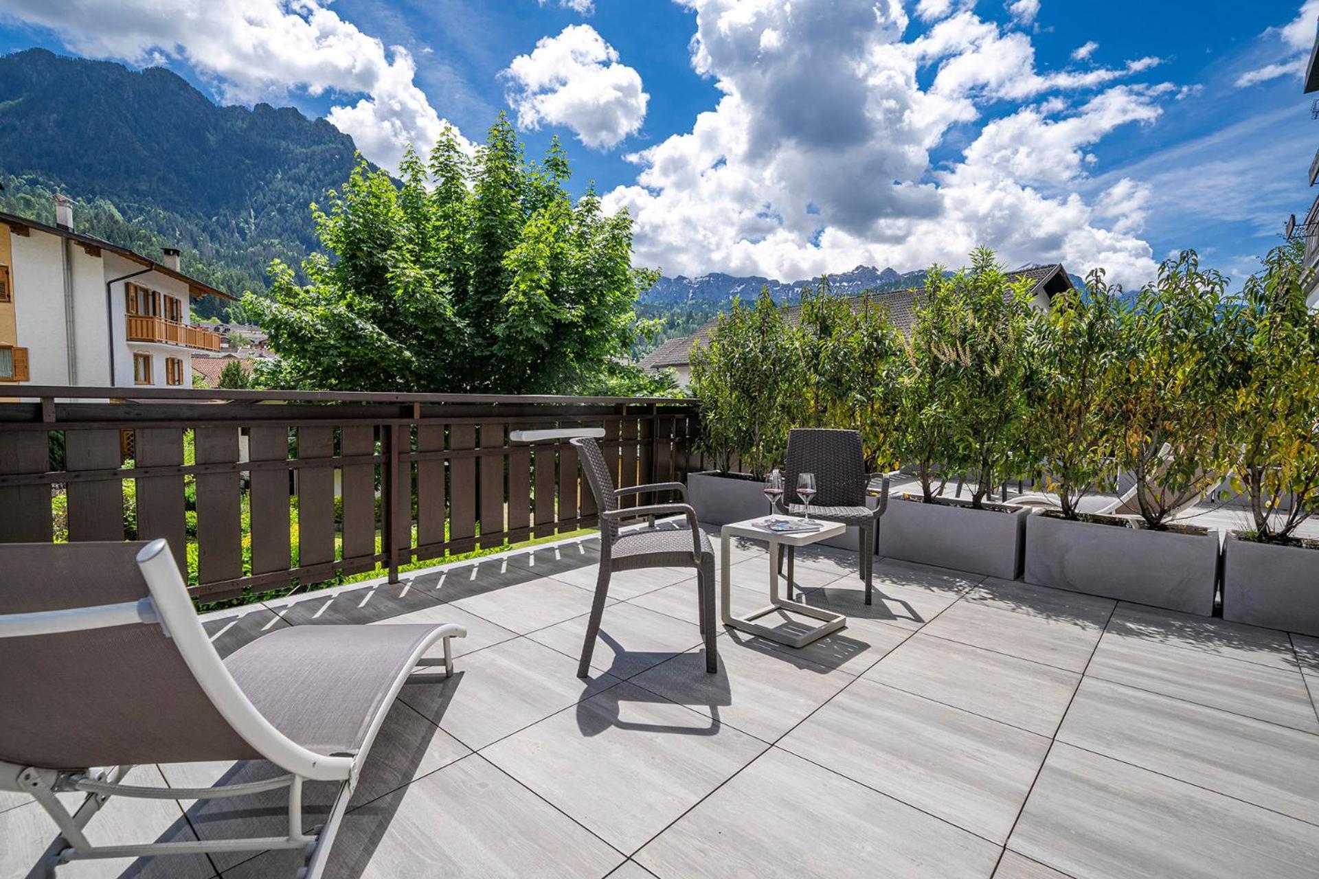 Brunet - The Dolomites Resort Fiera Di Primiero Exteriör bild